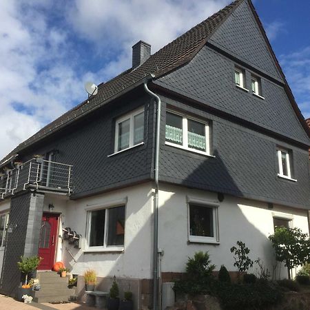 Appartement Im Alten Pfarrhaus Bad Zwesten Exterior foto